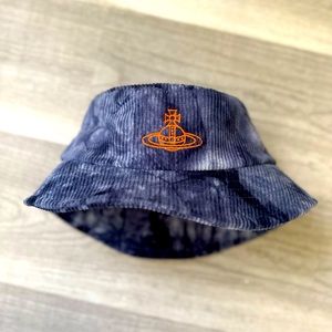 Vivienne Westwood Bucket hat
